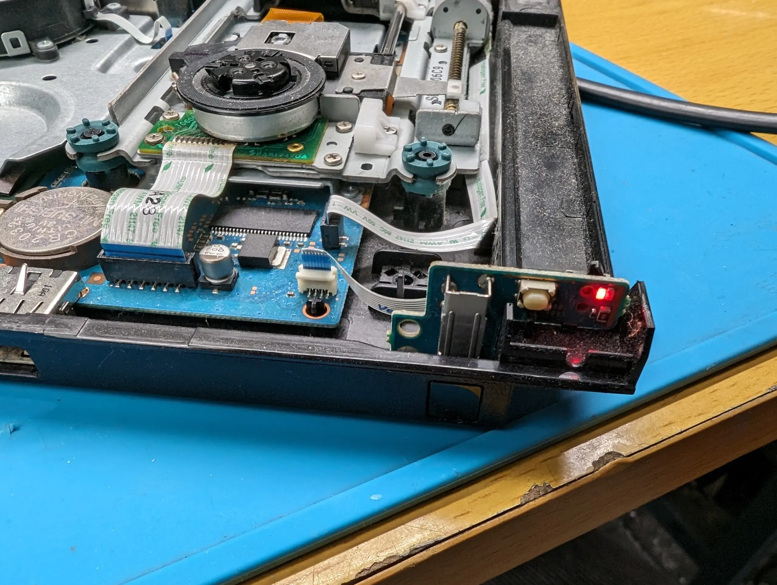 [2691] PS2 SCPH-90000 本体 電源ケーブル AVケーブル ホワイト 現状品 PS2 電源ケーブル（プレイステーション2｜テレビゲーム）の通販